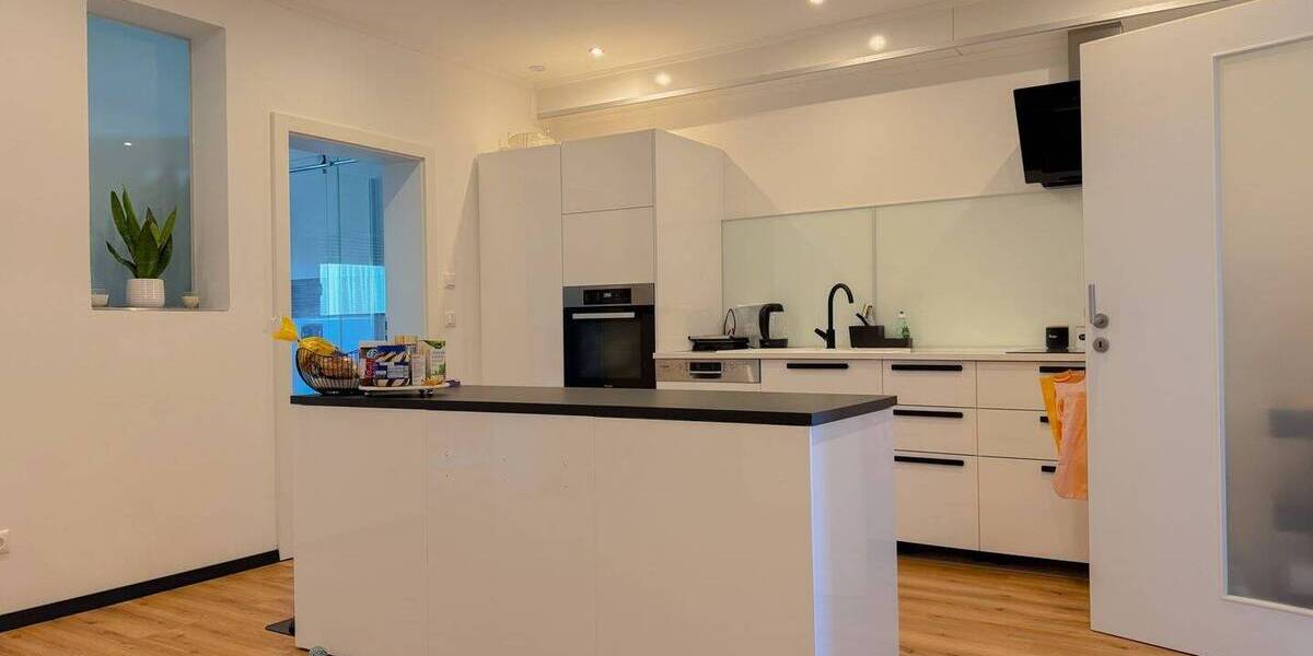 Gelegenheit - Wohnen & Arbeiten unter einem Dach mit großflächiger Lagehalle in Rehling 1 zimmer