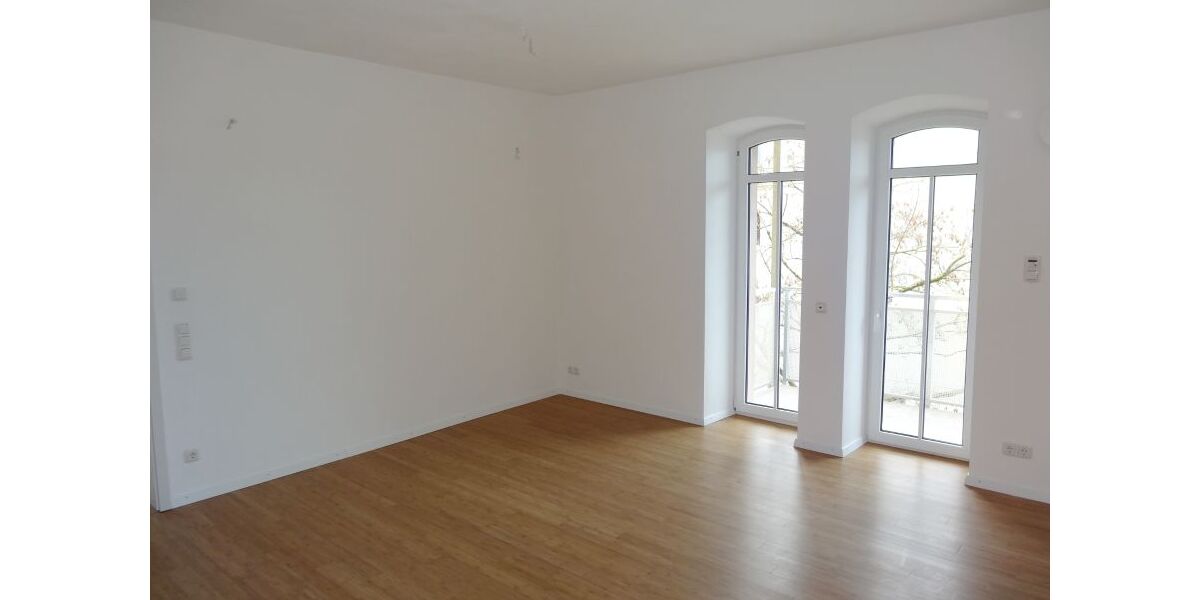 2 sanierte Altbauwohnungen 105 + 92 qm, je mit 2 Balkonen, Bambus-Parkett, hohe Räume, ruhig, nähe KUKA Augsburg - 4- Augsburg Lechhausen | Angebot:26953268