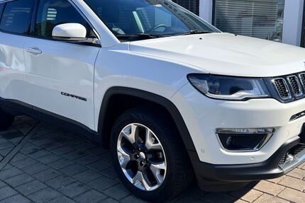 Jeep Compass 72.100 km 18.500 € Königsbrunn 86343