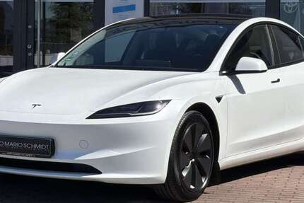 Tesla Model 3 26.273 km 41.950 &euro; Königsbrunn 86343