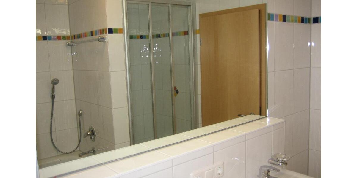 Reihenhaus Kissing - 5 Zimmer, 144 m&sup2;, 1.800&euro; | Angebot:26320335