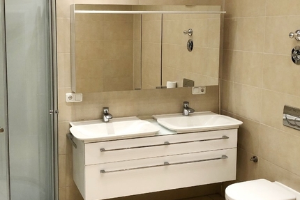 großzügige, moderne und sanierte 4-Zi.-Loftwohnung in guter Lage von Augsburg-Pfersee 4 zimmer