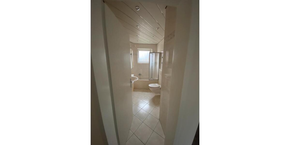 Etagenwohnung Schwabmünchen - 3 Zimmer, 75 m&sup2;, 1.000&euro; | Angebot:25850141