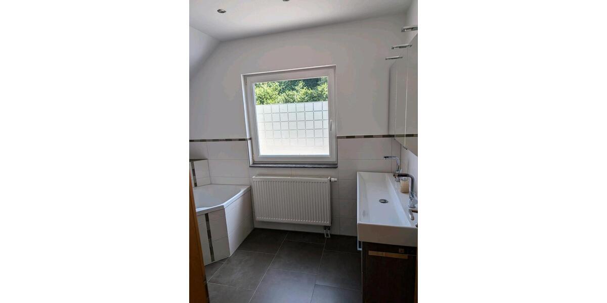 Einfamilienhaus Aichach - 5 Zimmer, 135 m&sup2;, 1.350&euro; | Angebot:25170608