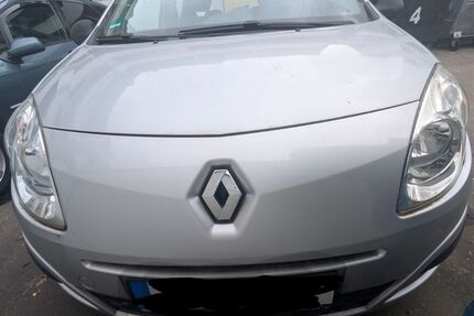 Renault Twingo 95.000 km 2.500 &euro; Augsburg 86154