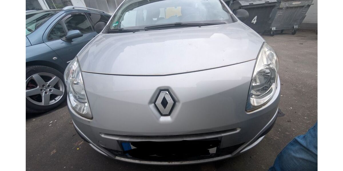 Renault Twingo 95.000 km 2.500 &euro; Augsburg 86154