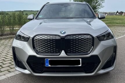 BMW iX1 8.800 km 51.000 &euro; Ried 86510
