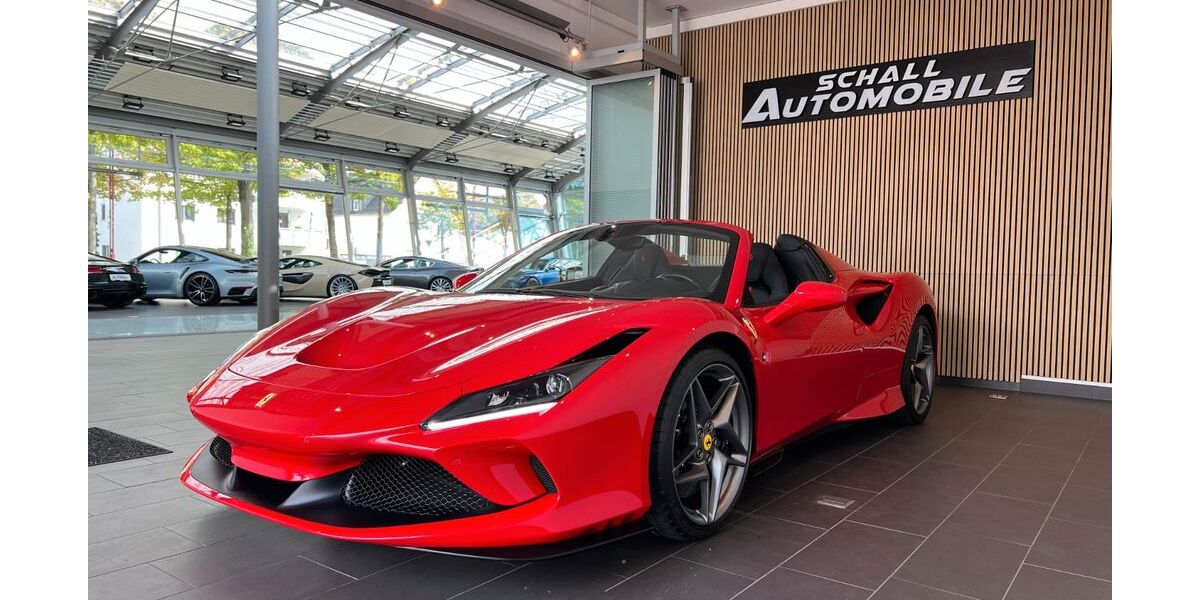 Ferrari F8 8.801 km 365.000 € Gersthofen 86368