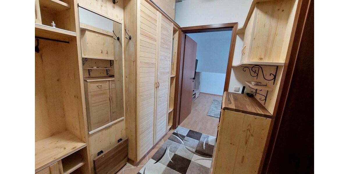 Dachgeschoßwohnung Gersthofen - 1 Zimmer, 40 m&sup2;, 900&euro; | Angebot:25218931