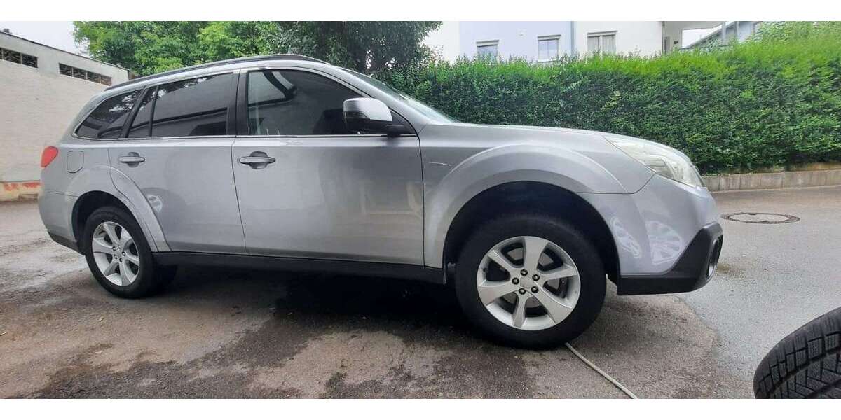 Subaru OUTBACK 280.000 km 9.000 &euro; Gersthofen 86368