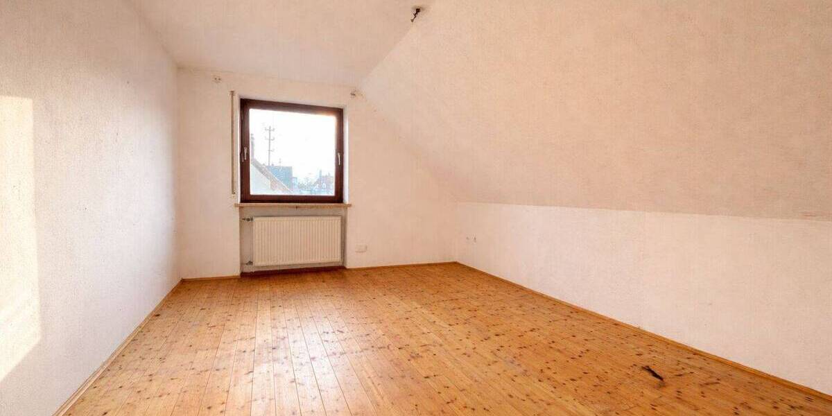 Einfamilienhaus Dinkelscherben - 8 Zimmer, 174 m&sup2;, 348.000&euro; | Angebot:26246184