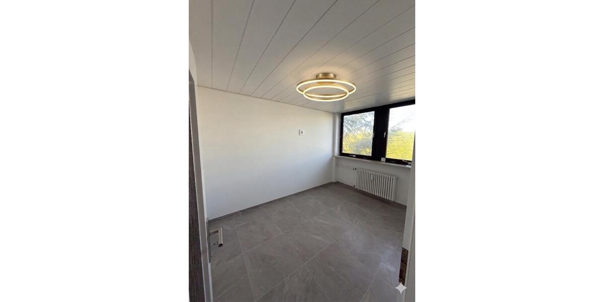 Etagenwohnung Augsburg Lechhausen - 2 Zimmer, 65 m&sup2;, 1.300&euro; | Angebot:26336661