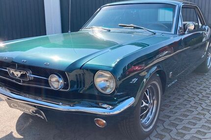 Ford Mustang 111.992 km 46.990 € Gersthofen 86368