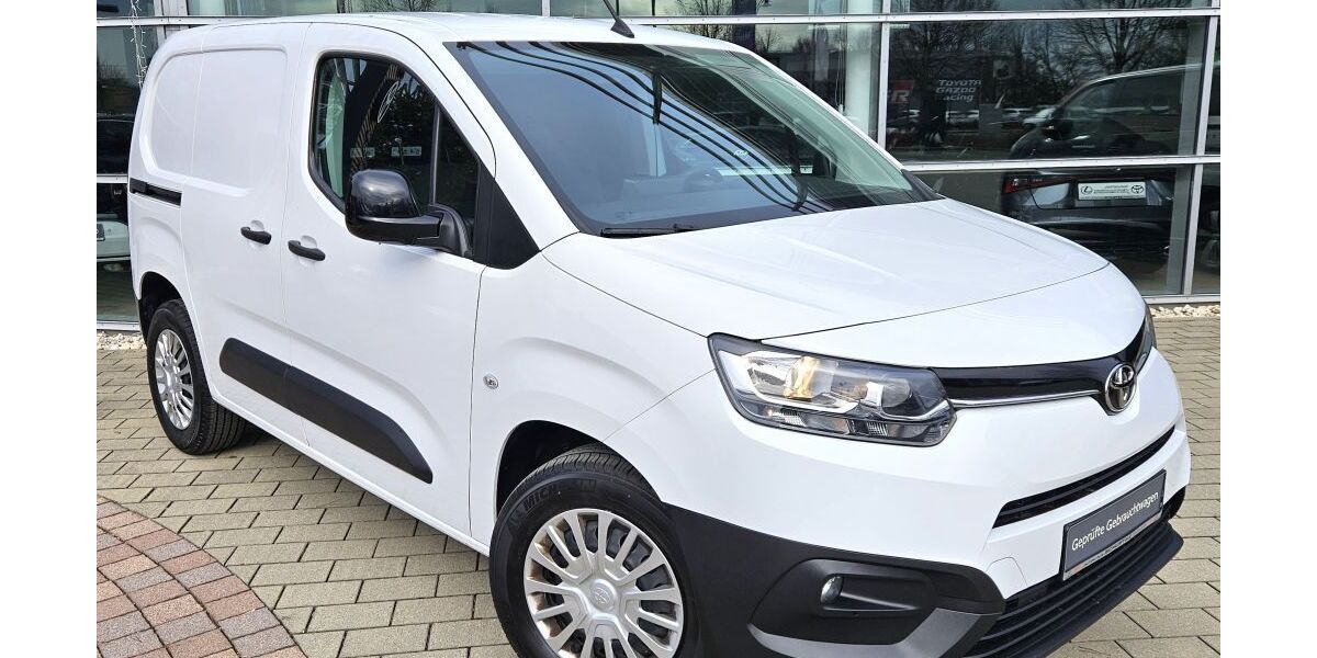 Toyota Proace City 55.950 km 16.980 &euro; Stadtbergen 86391