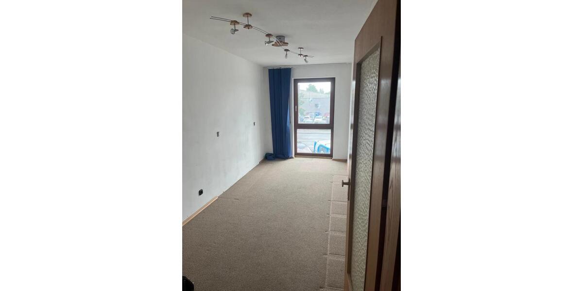 3 Zimmer Wohnung mit Aufzug, 2 Balkonen und TG Stellplatz 3 zimmer