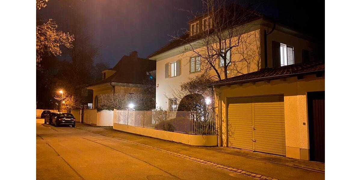 Villa Augsburg Bergheim - 7.5 Zimmer, 330 m&sup2;, 1.850.000&euro; | Angebot:27129783