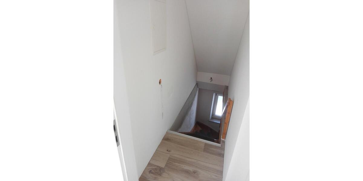 Mehrfamilienhaus, Wohnhaus Augsburg Oberhausen - 11 Zimmer, 186 m&sup2;, 740.000&euro; | Angebot:27081385
