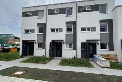 Haus zum Mieten in Augsburg 1.700 € 120.13 m²