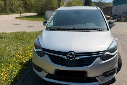Opel Zafira Tourer 66.813 km 16.999 &euro; Aichach 86551