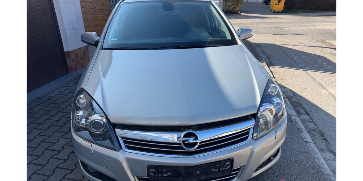 Opel Astra 191.000 km 2.999 &euro; Augsburg 86163
