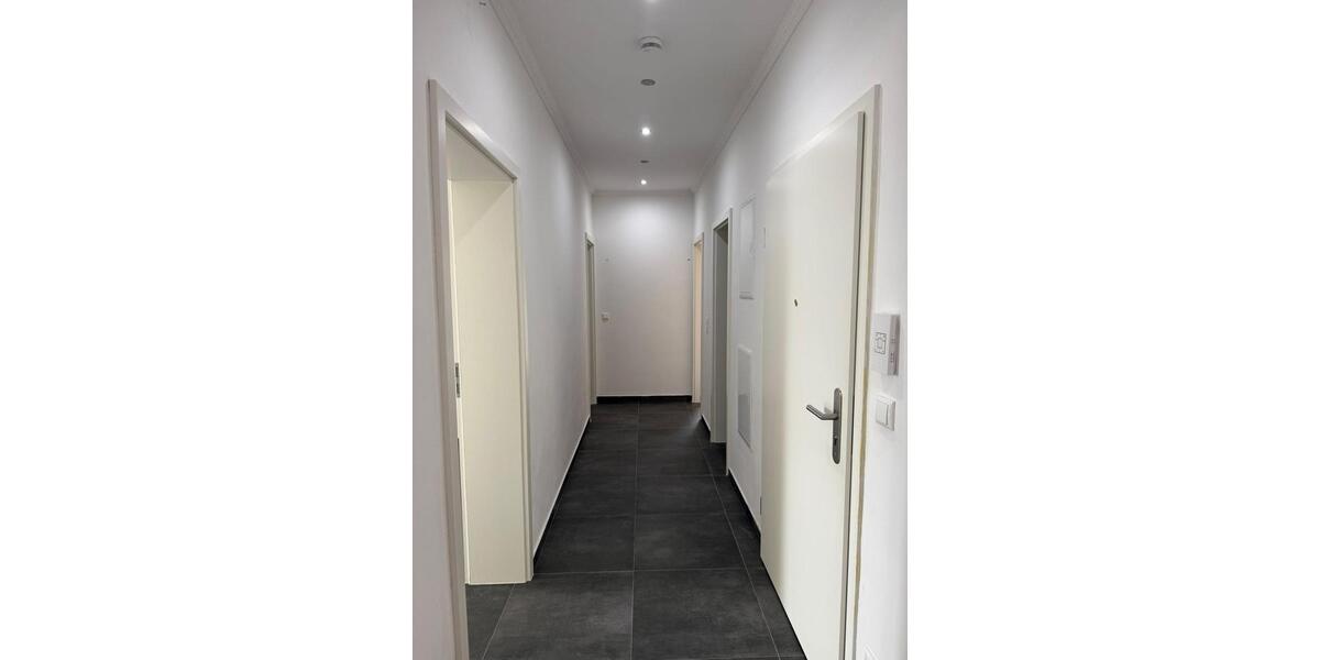 Etagenwohnung Augsburg Bärenkeller - 4 Zimmer, 96 m&sup2;, 1.800&euro; | Angebot:24840835