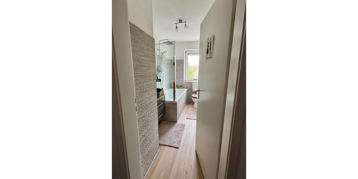 Etagenwohnung Augsburg Haunstetten-Siebenbrunn - 3 Zimmer, 74 m&sup2;, 1.700&euro; | Angebot:26579820