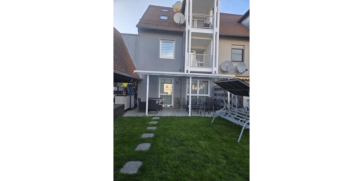 Reihenhaus Augsburg Oberhausen - 6 Zimmer, 160 m&sup2;, 740.000&euro; | Angebot:26382880
