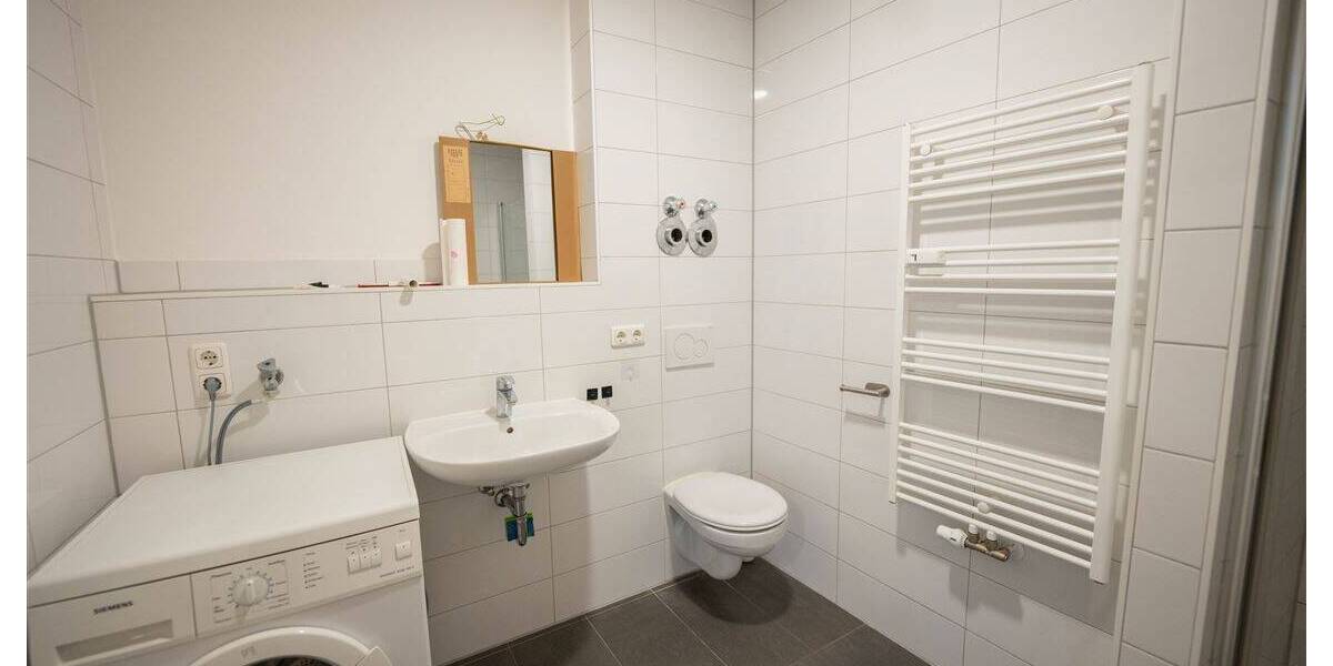 Etagenwohnung Augsburg Innenstadt - 3 Zimmer, 95 m&sup2;, 1.300&euro; | Angebot:26891758