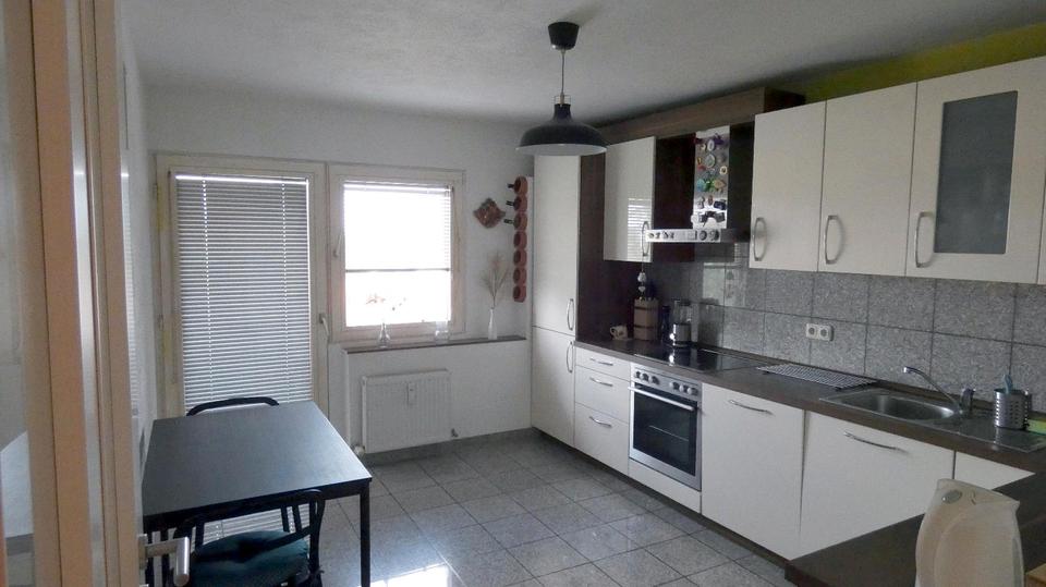 Etagenwohnung Augsburg Oberhausen - 3 Zimmer, 100 m&sup2;, 1.400&euro; | Angebot:26321387