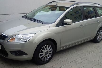 Ford Focus 93.000 km 5.600 &euro; Neusäß Westheim b. Augsburg 86356