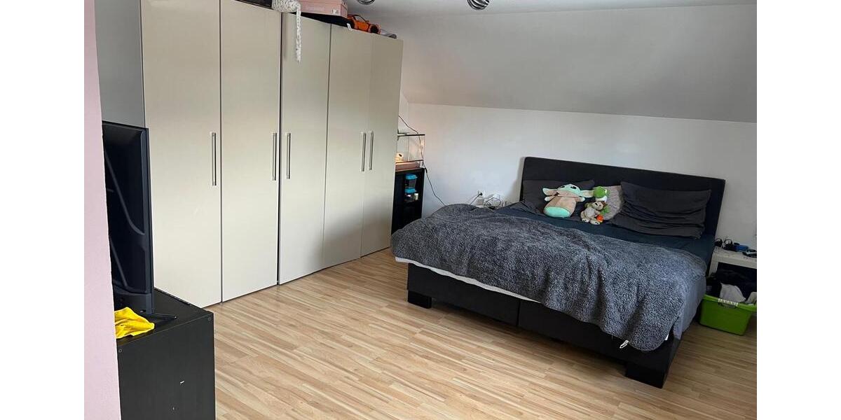 Dachgeschoßwohnung Dinkelscherben - 3 Zimmer, 83 m&sup2;, 850&euro; | Angebot:24694784
