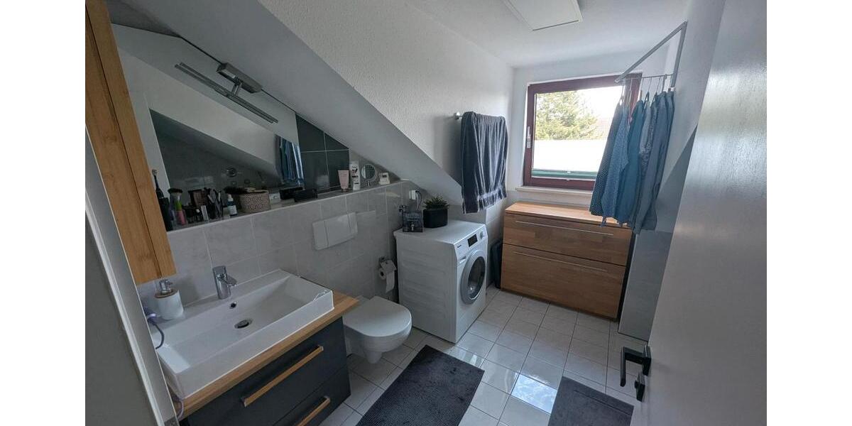 Dachgeschoßwohnung Augsburg Haunstetten-Siebenbrunn - 2 Zimmer, 66 m&sup2;, 271.000&euro; | Angebot:26888071