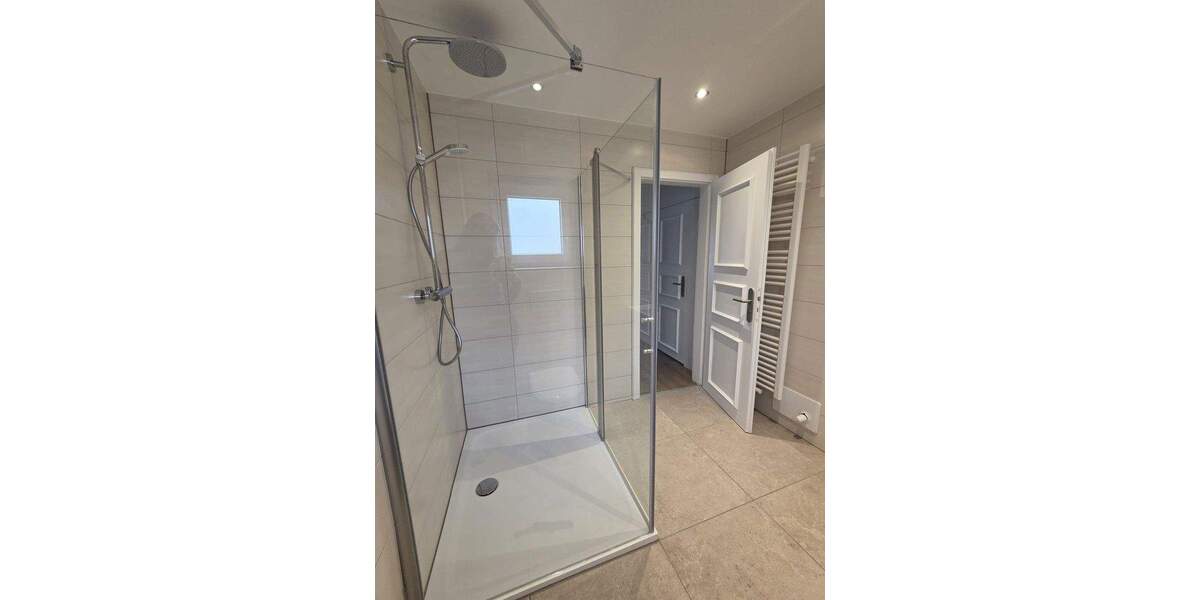 Reihenmittelhaus Augsburg Lechhausen - 5 Zimmer, 125 m&sup2;, 668.000&euro; | Angebot:24640926