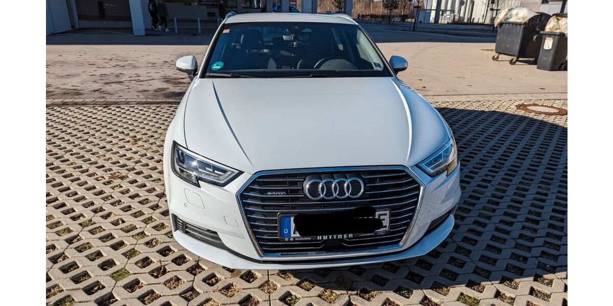 Audi A3 62.000 km 18.000 &euro; Augsburg 86179