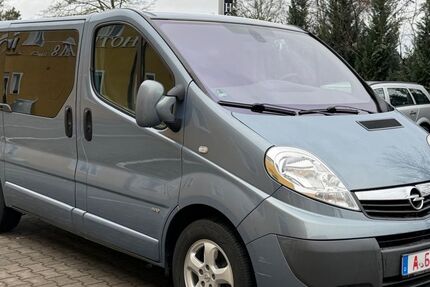 Opel Vivaro 277.000 km 9.900 &euro; Königsbrunn 86343