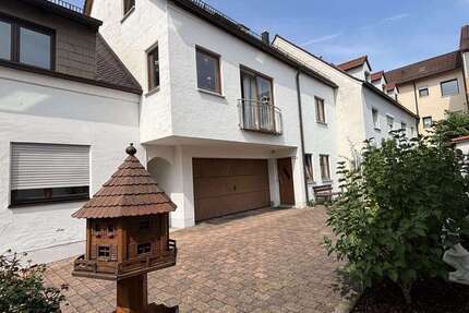 Haus zum Kaufen in Augsburg 449.000 € 102.62 m² 4.5 zimmer