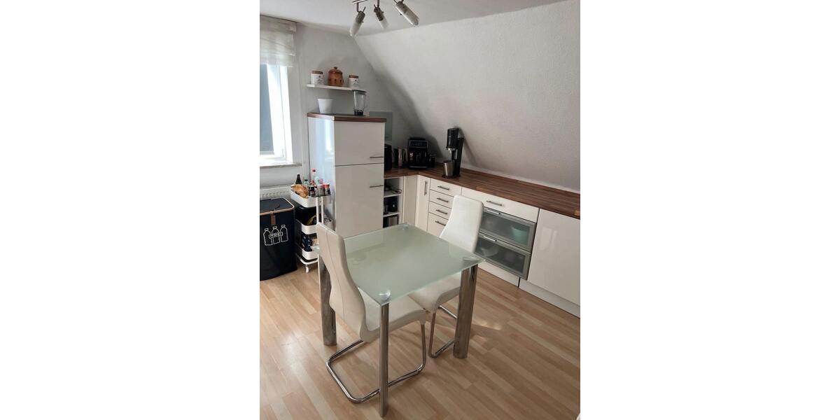 Dachgeschoßwohnung Augsburg Haunstetten-Siebenbrunn - 2 Zimmer, 38 m&sup2;, 175.000&euro; | Angebot:24749695