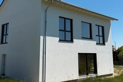 Neubau-Einfamilienhaus-5Zimmer, Waldrandlage nähe Bobingen