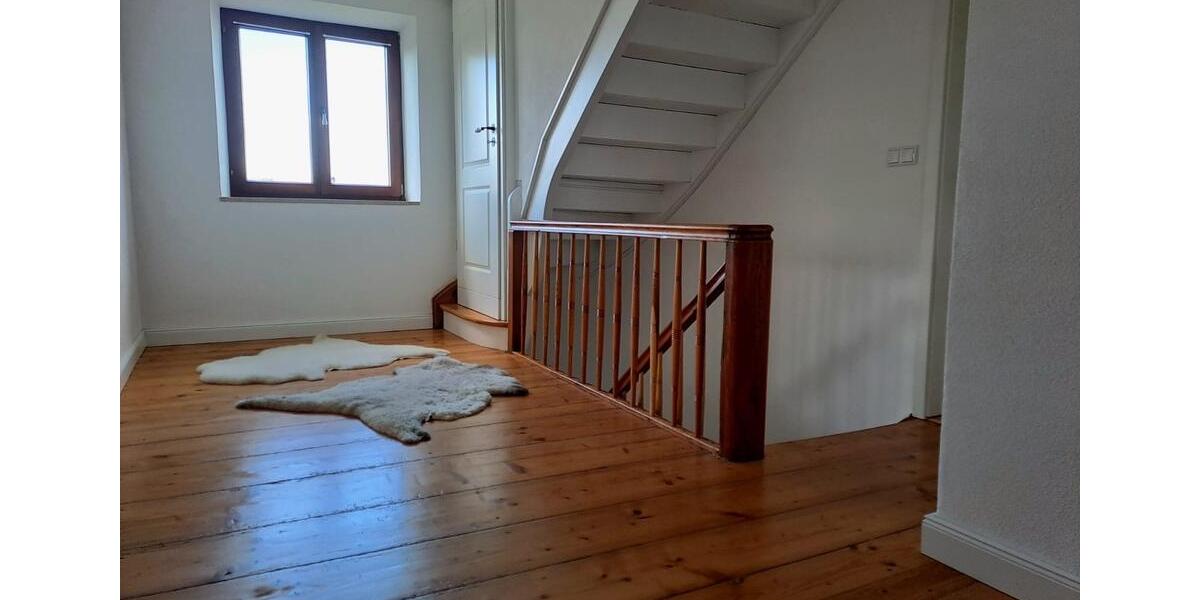 Einfamilienhaus Buttenwiesen - 5 Zimmer, 130 m&sup2;, 1.600&euro; | Angebot:24820199