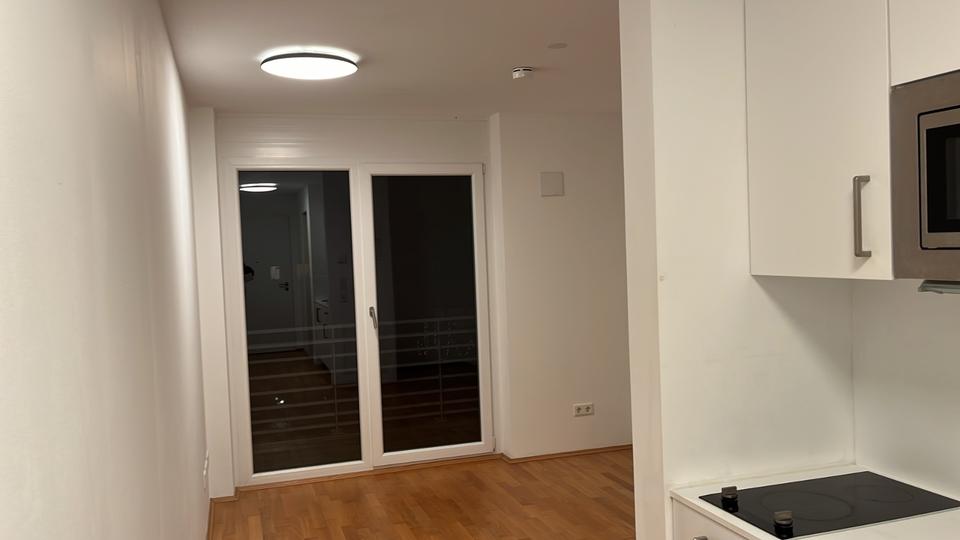 Etagenwohnung Augsburg Innenstadt - 1 Zimmer, 21 m&sup2;, 430&euro; | Angebot:25881520
