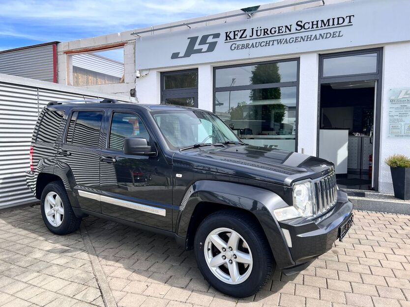 Jeep Cherokee 187.000 km 8.900 € Königsbrunn 86343