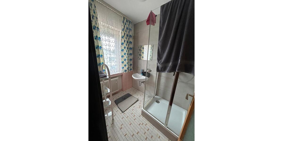 Einfamilienhaus Pöttmes - 17 Zimmer, 300 m&sup2;, 3.350&euro; | Angebot:24448406