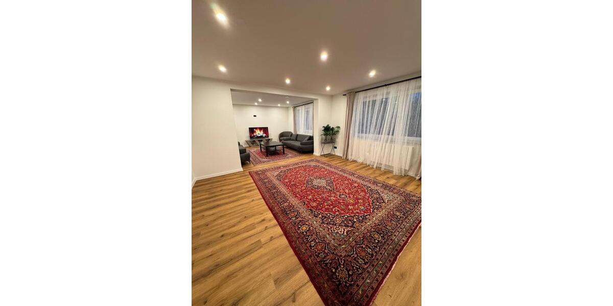 Einfamilienhaus Odelzhausen - 6 Zimmer, 200 m&sup2;, 5.000&euro; | Angebot:25025237