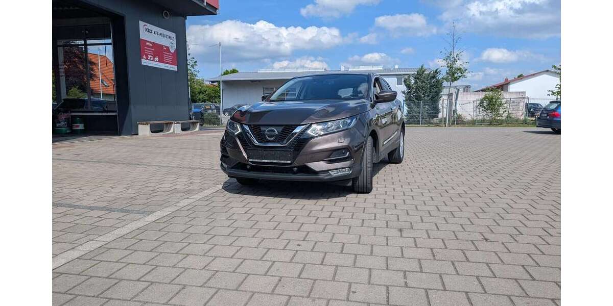 Nissan Qashqai 76.371 km 12.900 &euro; Kissing 86438
