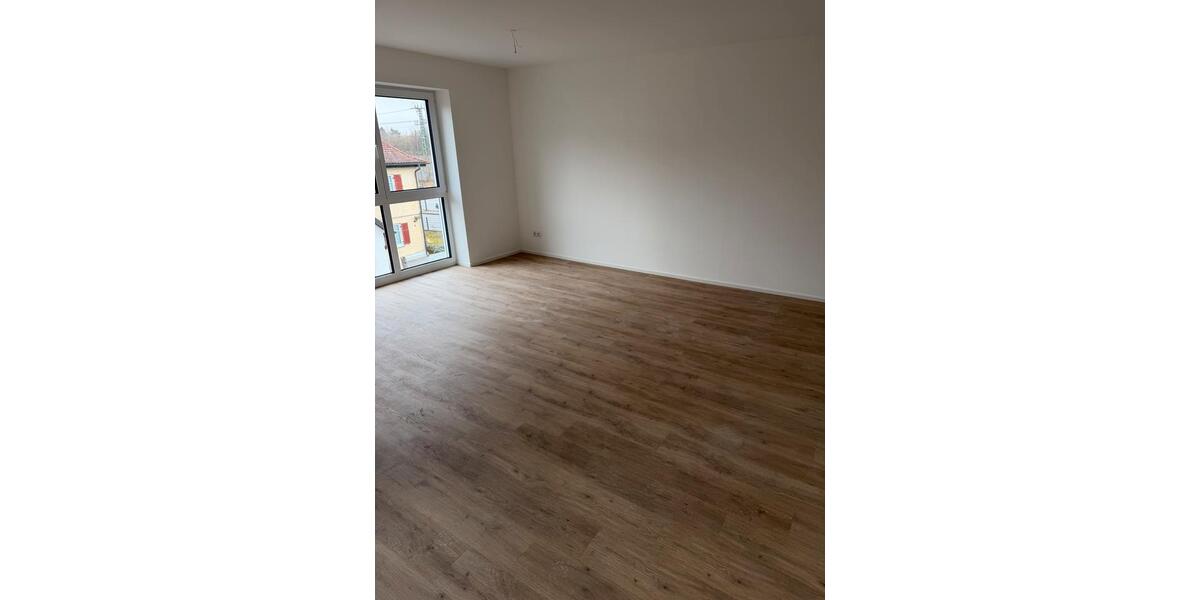 Etagenwohnung Mering - 3 Zimmer, 81 m&sup2;, 1.465&euro; | Angebot:24851771