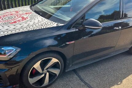 VW Golf 121.103 km 14.750 &euro; Wertingen 86637