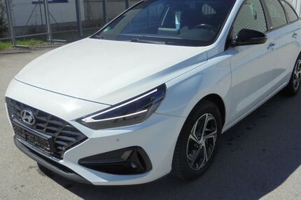 Hyundai i30 108.000 km 12.990 &euro; Gersthofen bei Augsburg 86368