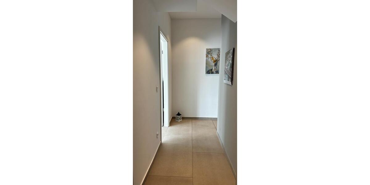 Etagenwohnung Adelzhausen - 5 Zimmer, 151 m&sup2;, 2.000&euro; | Angebot:26682590