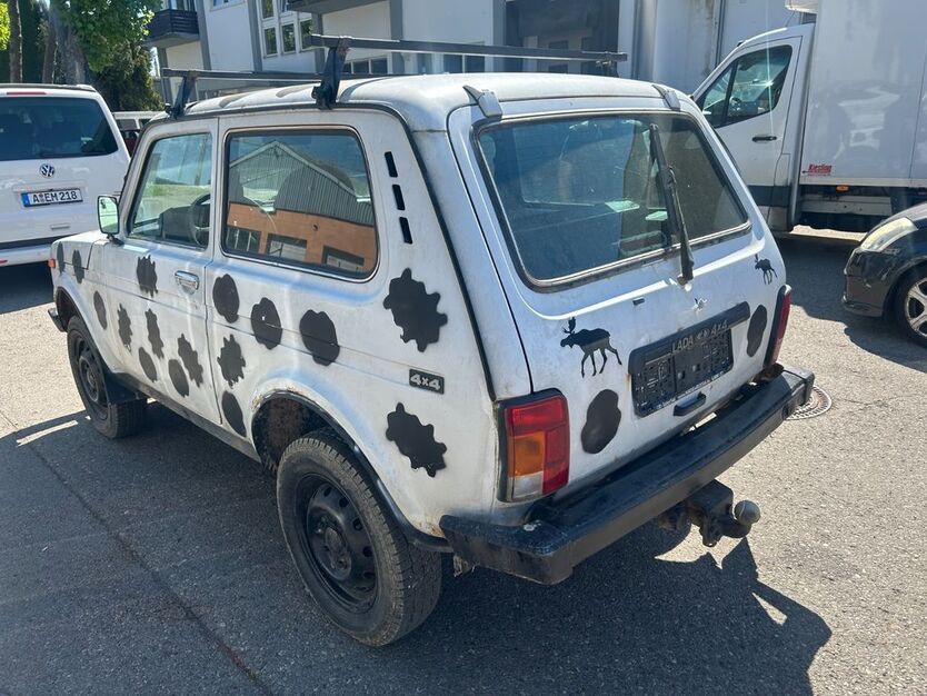 Lada Niva 144.295 km 1.450 € Augsburg 86165