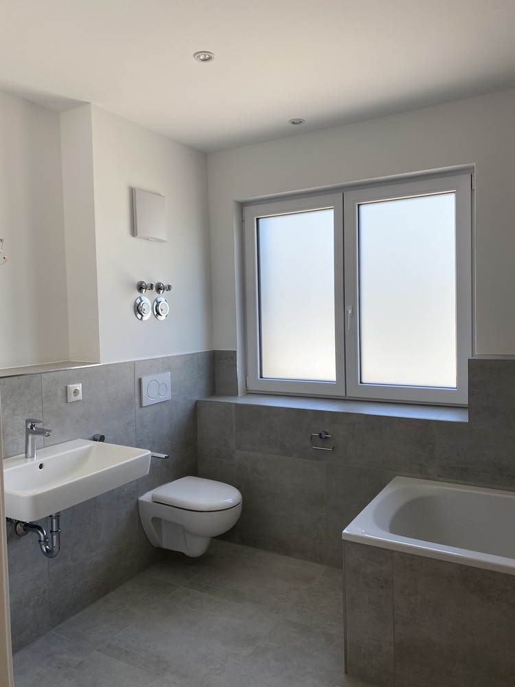 Moderne 3-Zimmerwohnung mit sonniger Terrasse und viel Tageslicht zimmer